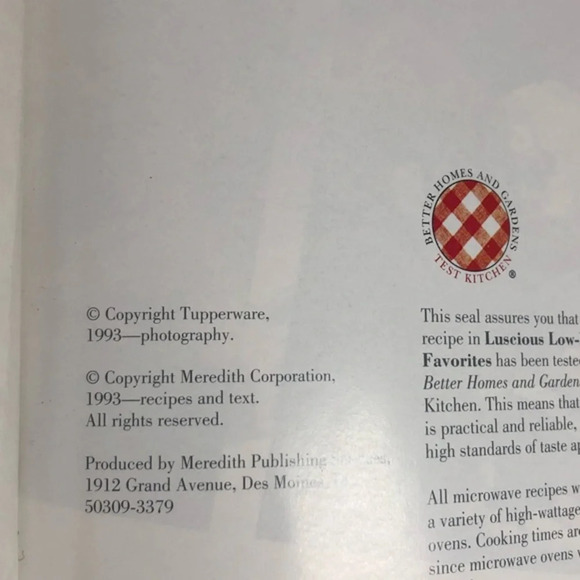 Vintage 1993 TUPPERWARE LUSCIOUS LOW-FAT FAVORITES cookbook - Picture 5 of 8